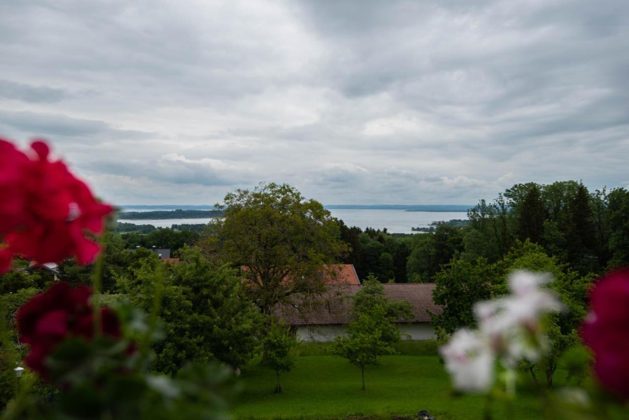 Landgasthof Hittenkirchen Bernau am Chiemsee Exterior photo